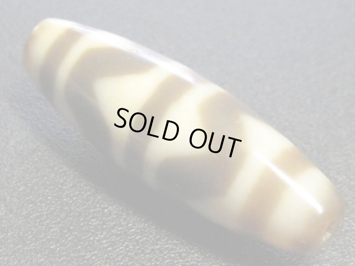 画像2: 古法・四線虎牙天珠 38mm (2)