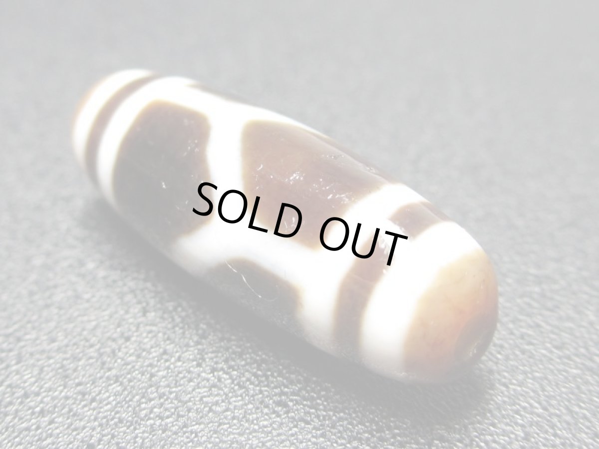 画像2: 風化龍鱗・亀甲長壽天珠 30mm (2)