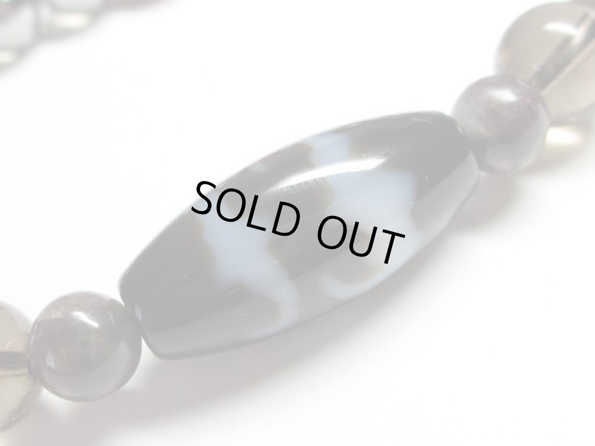 画像2: 五福天珠ブレス・珊瑚(染め)・水晶・コーラル (2)