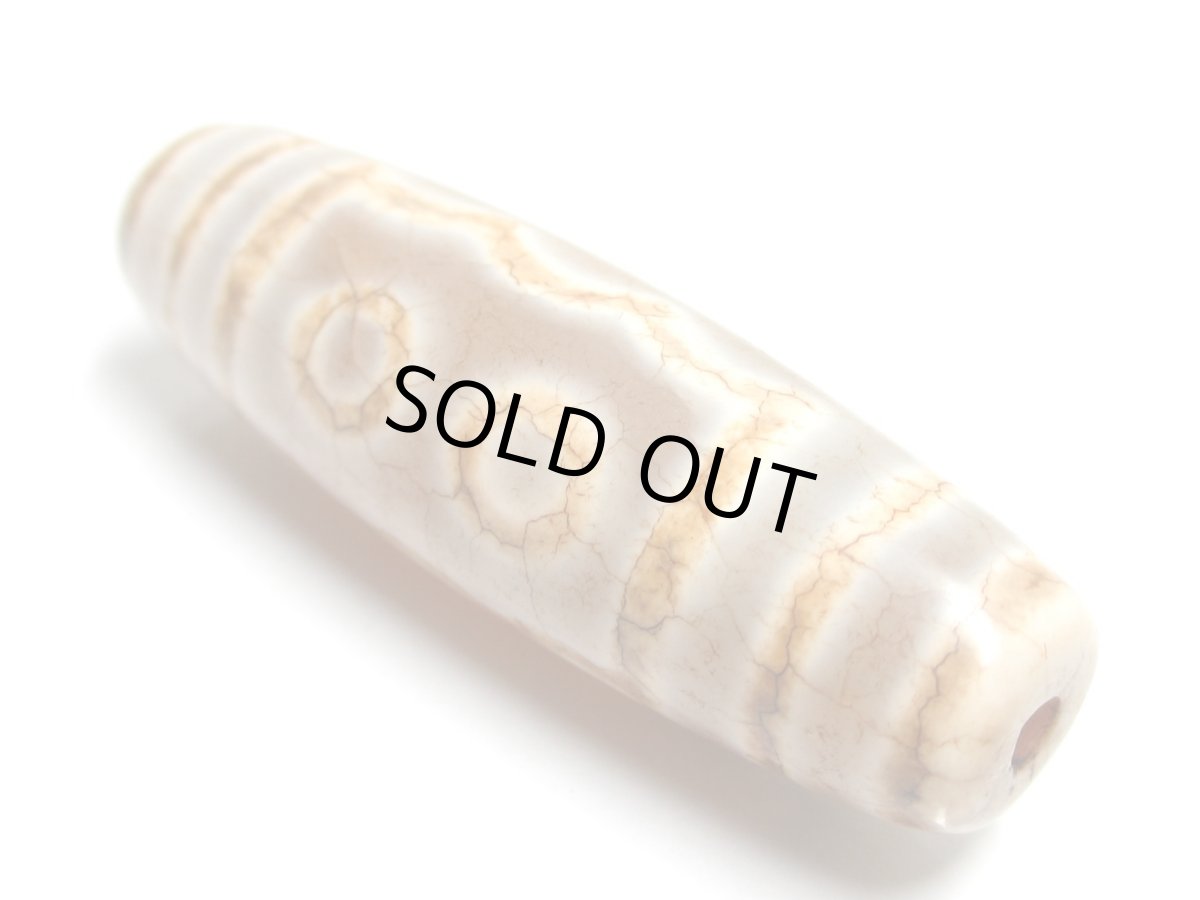 画像2: 風化龍紋・五眼天珠 44mm (2)