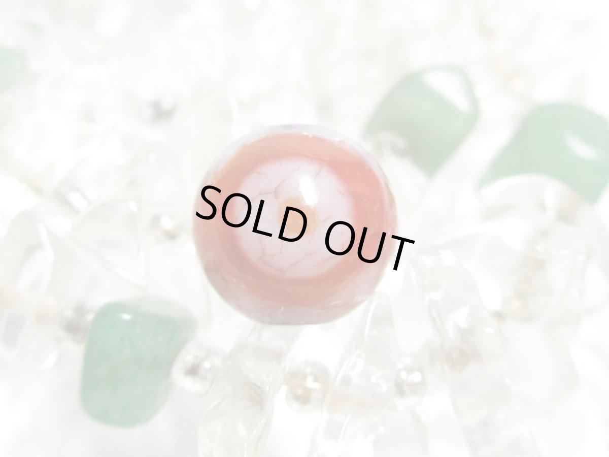 画像2: 紅鱗紋丸型・三眼天珠 10mm (2)