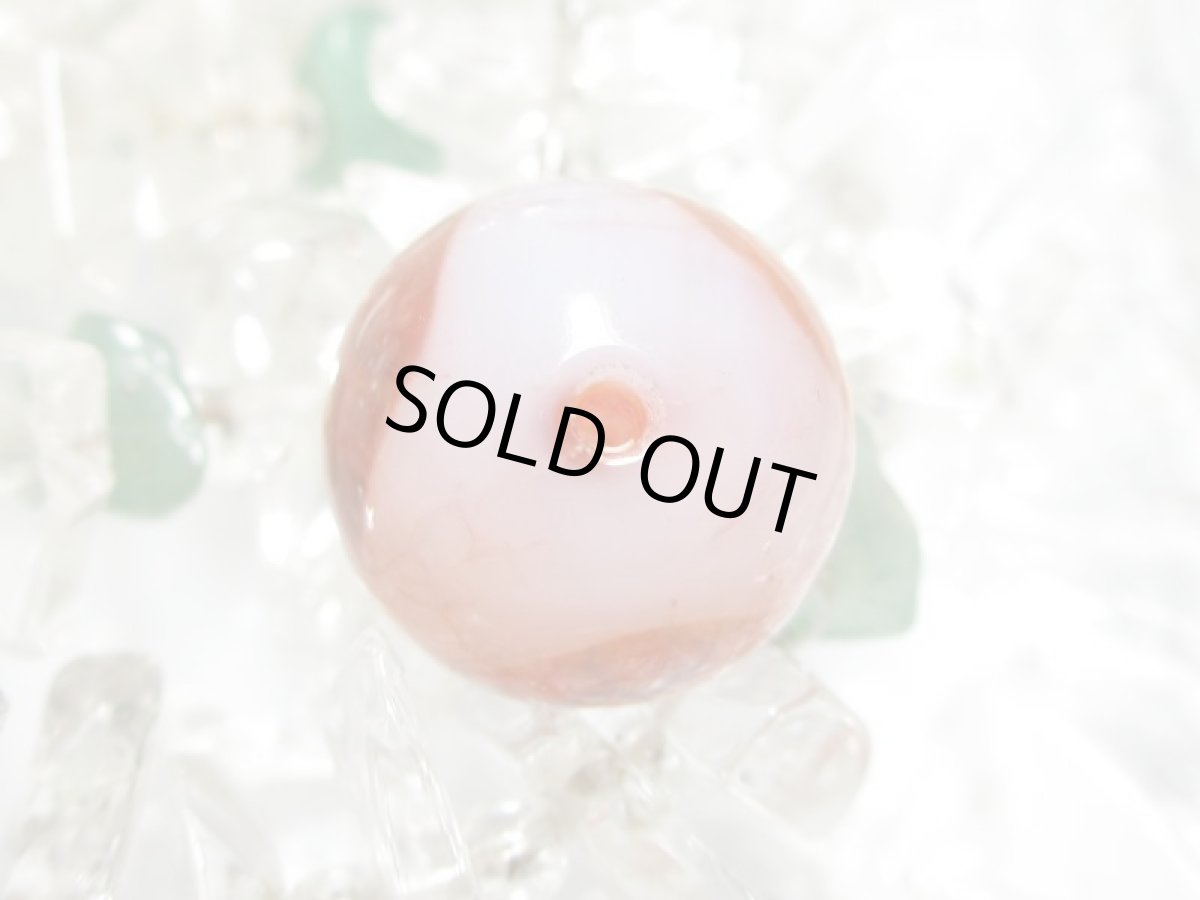 画像4: 紅鱗紋丸型・虎牙天珠 14mm (4)