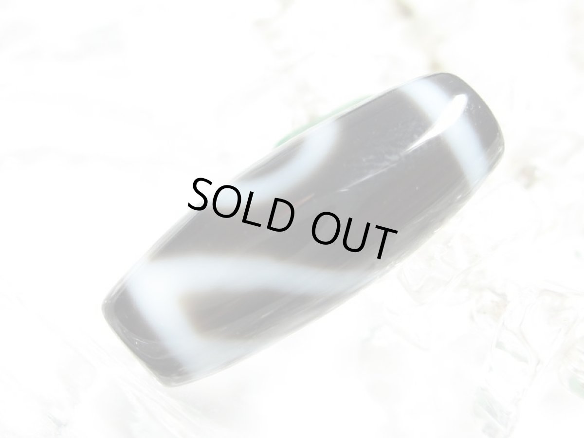 画像3: 黒地至純・一眼山形天珠 20mm (3)