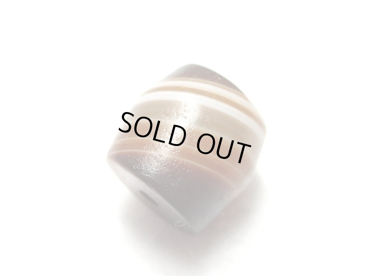 画像2: 天然線天珠 10mm (2)