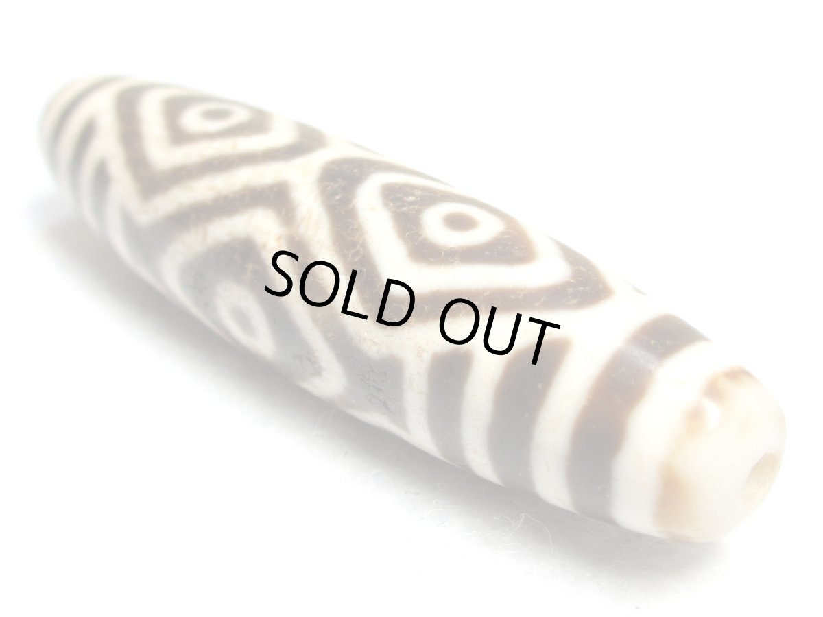 画像4: 風化龍鱗・龍眼天珠 59mm (4)