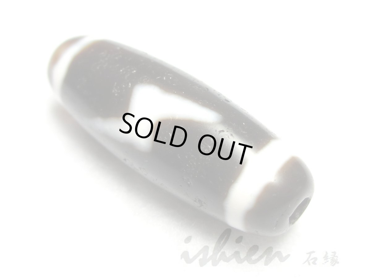 画像2: 風化龍鱗・閃電五眼天珠 30mm (2)