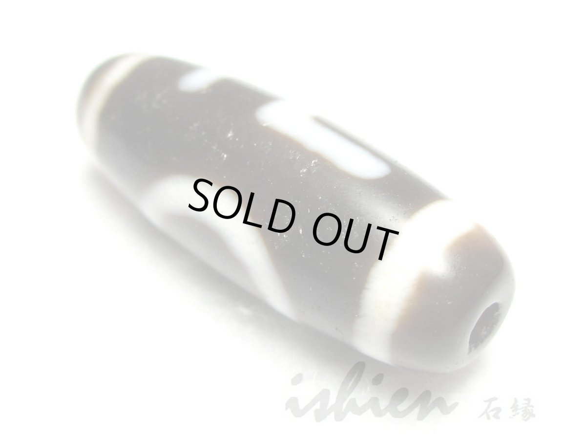 画像4: 風化龍鱗・一眼万字（卍）天珠 30mm (4)