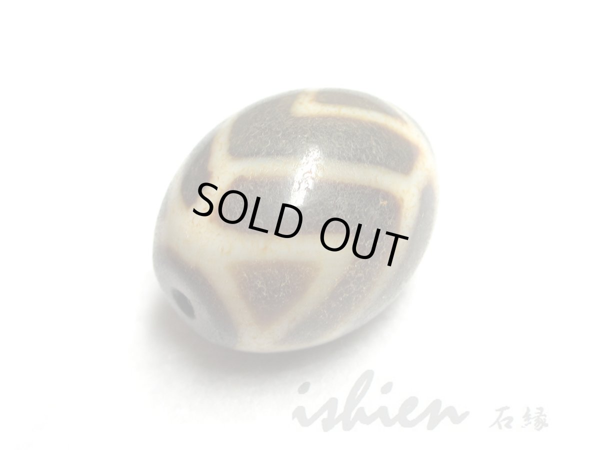 画像3: 至純風化紋・山形天珠 23mm (3)