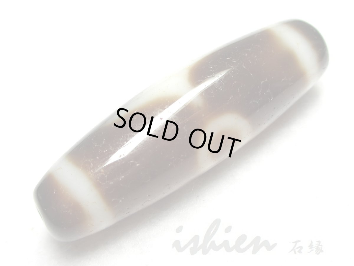 画像3: 至純風化紋・閃電五眼天珠 37mm (3)