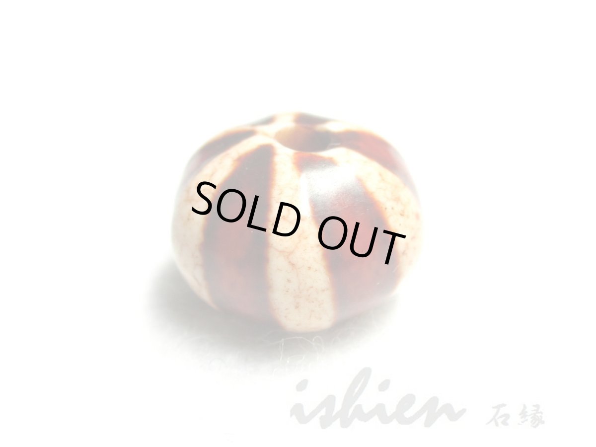 画像2: 赤龍紋・線天珠 13mm (2)