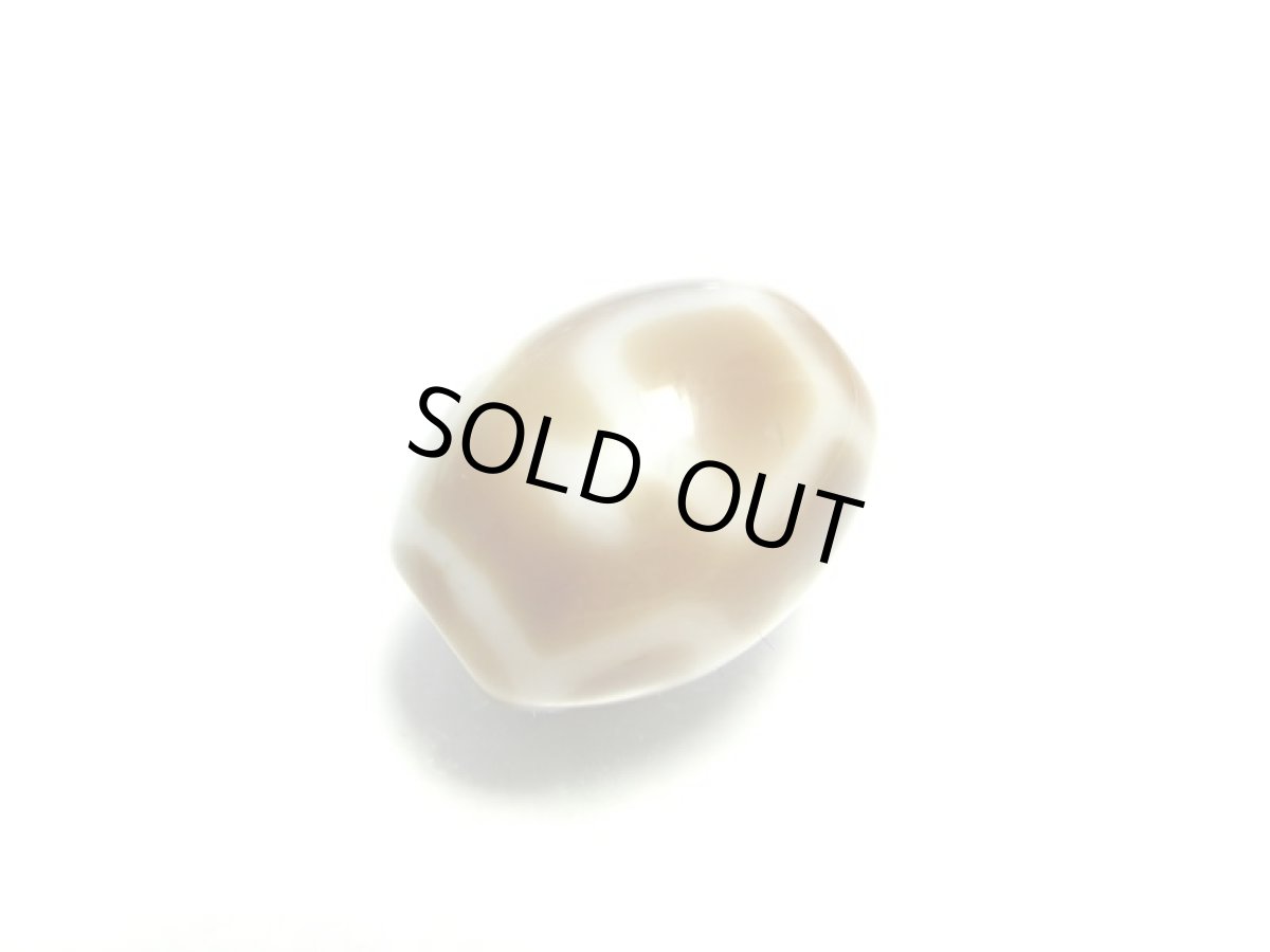 画像3: 黒地至純・宝瓶天珠 10mm (3)