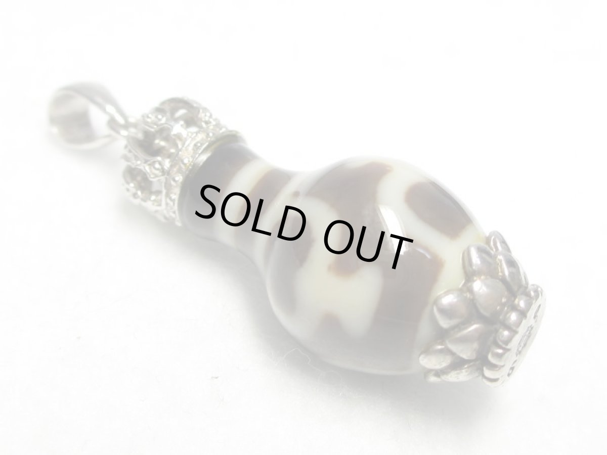 画像2: 黒地至純・宝瓶天珠　ネックレストップ (2)