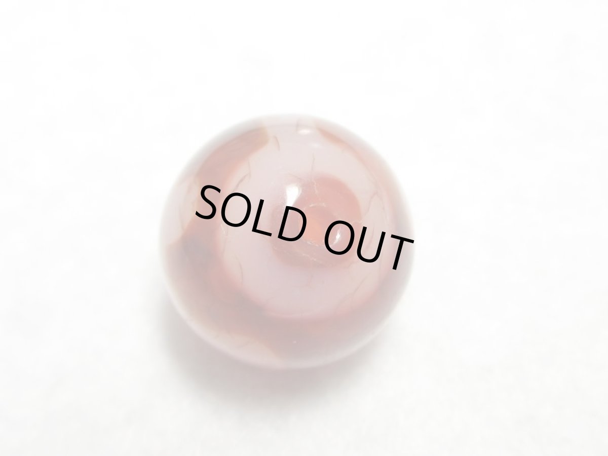 画像4: 紅鱗紋丸型・如意樹（緑度母）天珠 14mm (4)