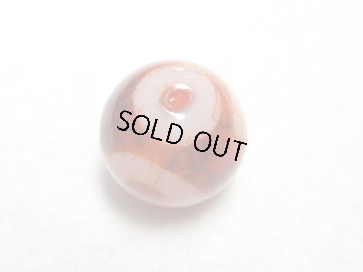 画像4: 紅鱗紋丸型・天地天珠 14mm (4)