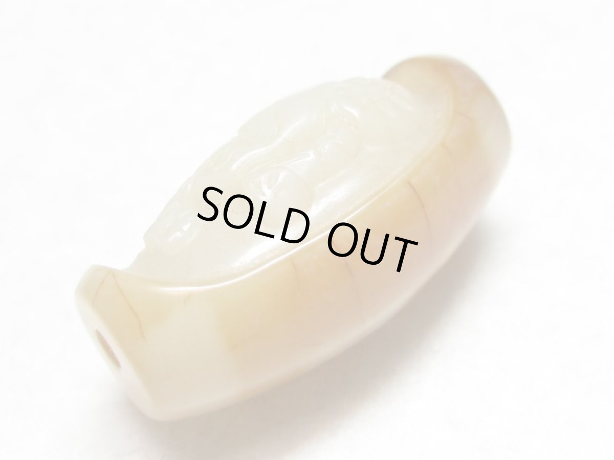 画像3: 火供天珠・喜祥象彫刻天珠 万字（卍）天珠 30mm (3)