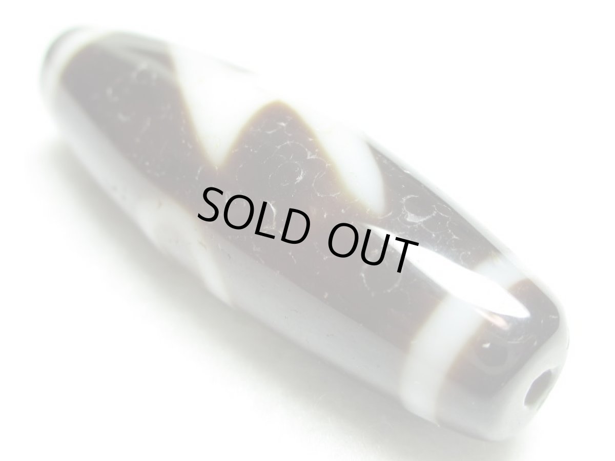 画像4: 至純風化紋・閃電五眼天珠 38mm (4)