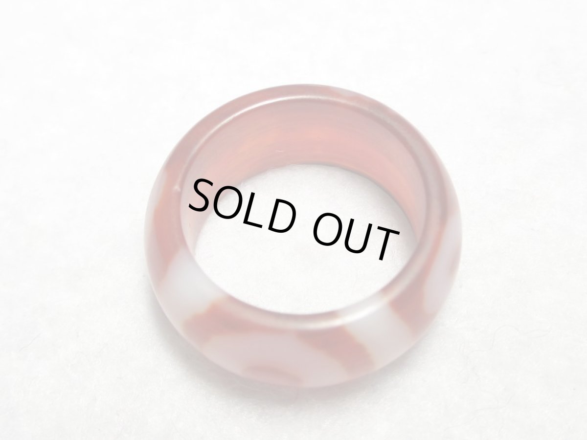 画像5: 老鉱朱砂紅天珠・水蓮花天珠 金銭鉤天珠 一眼天珠指輪 リング (5)