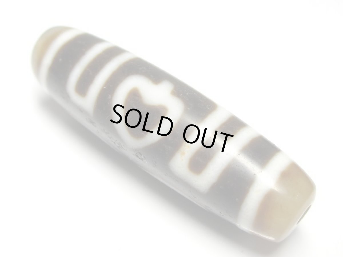 画像2: 風化龍鱗・仏心三眼天珠 43mm (2)