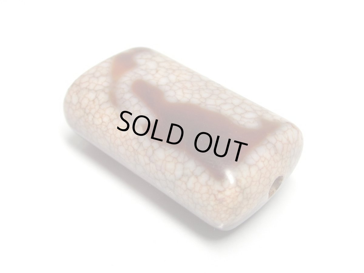 画像2: 老鉱朱砂紅・吉祥観音如意樹(緑度母)天珠 (2)