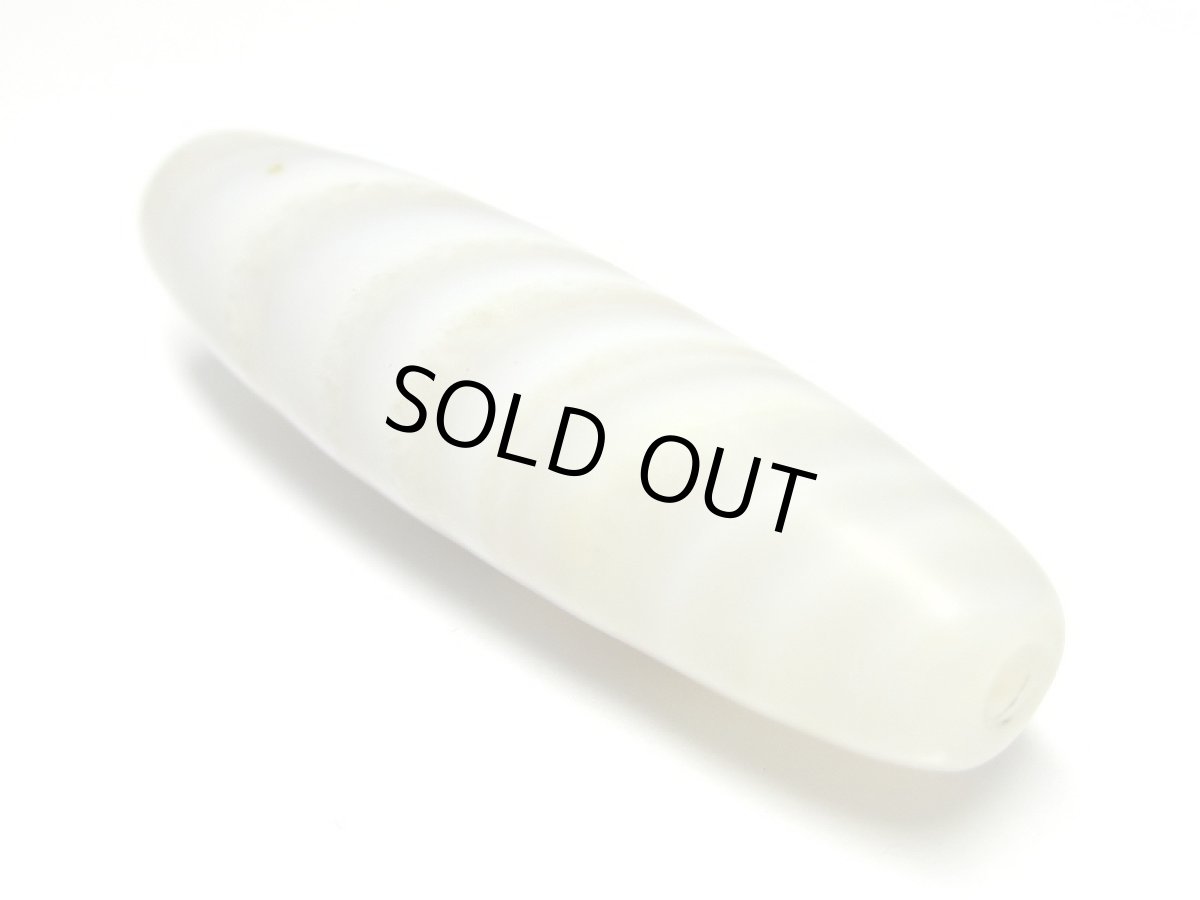 画像2: 天然線天珠 41mm (2)