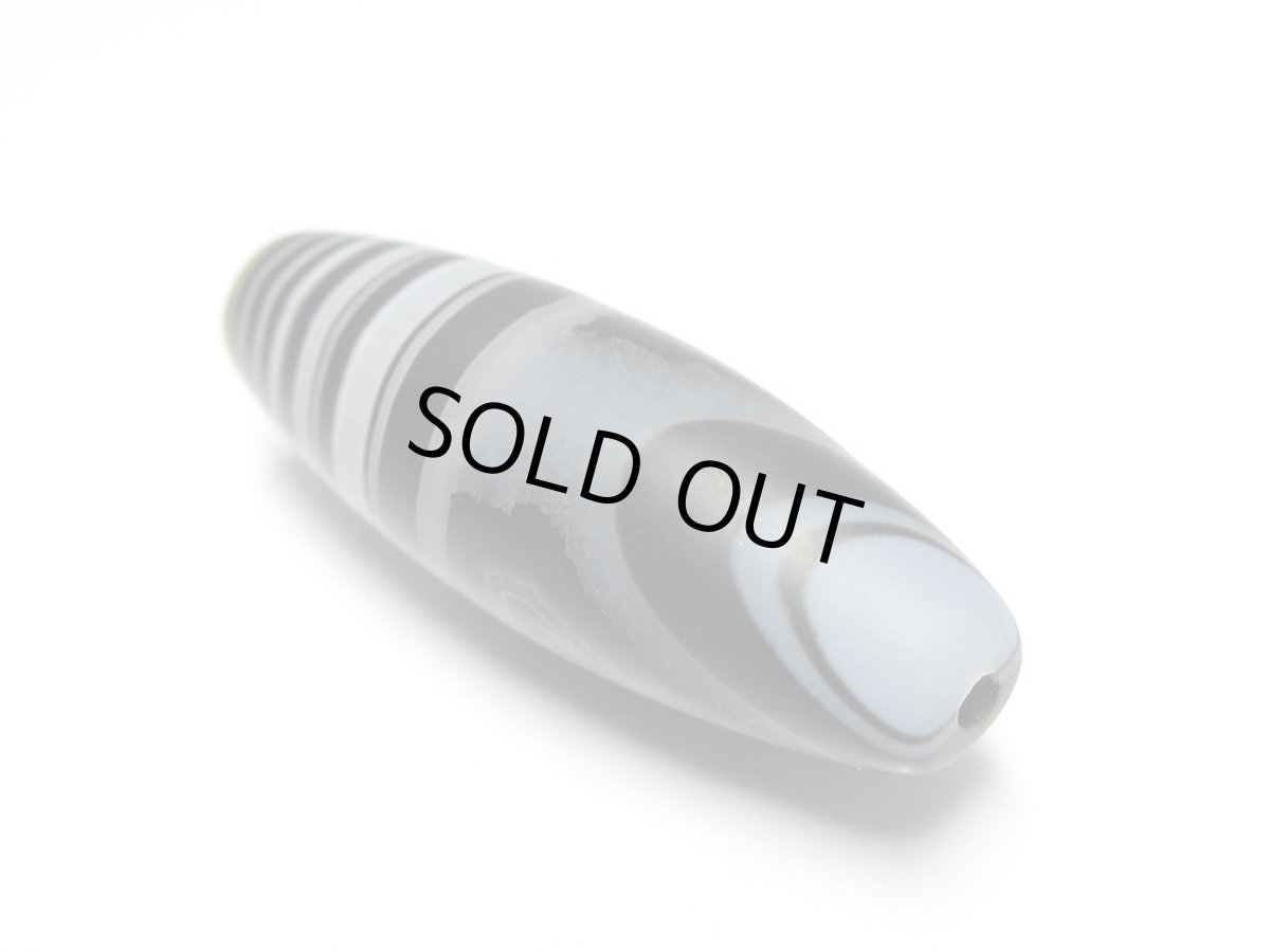 画像2: 天然線天珠 30mm (2)