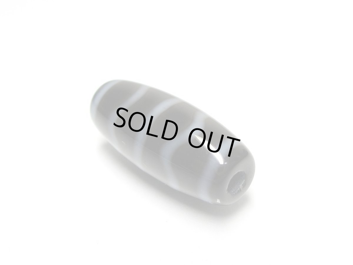 画像2: 黒地至純・水紋天珠 20mm (2)