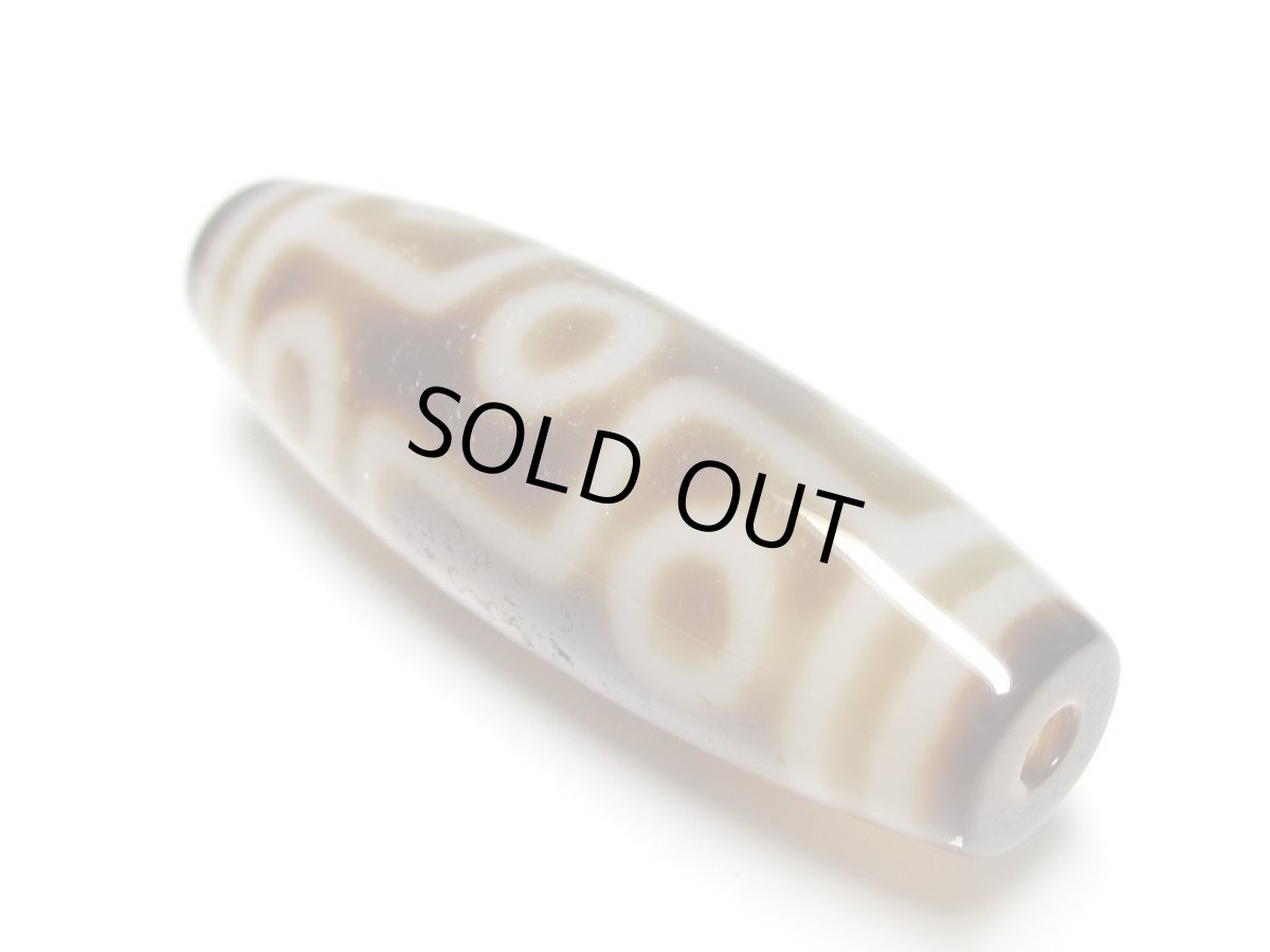 画像2: 透明感・九眼天珠 38mm (2)