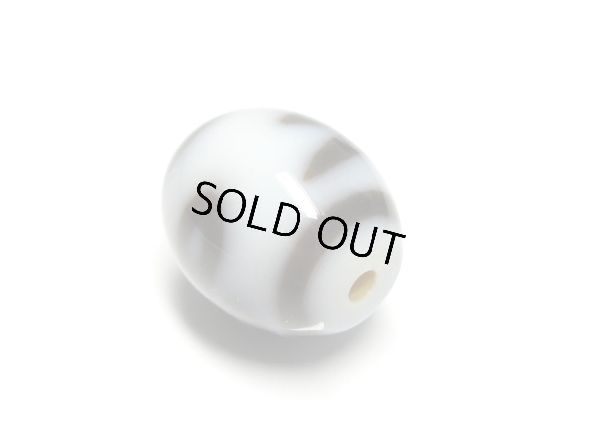 画像4: 白地至純・閃電五眼天珠　14mm (4)