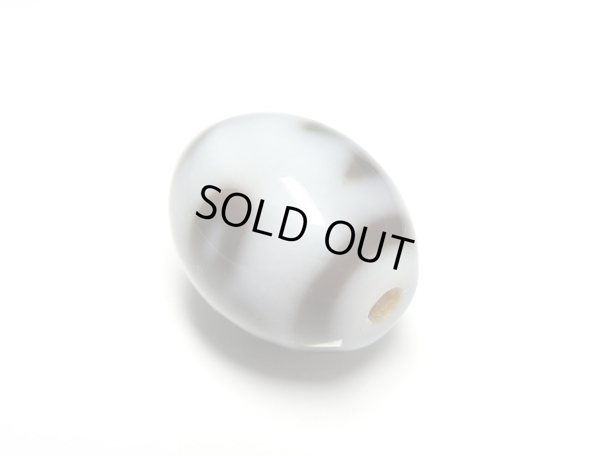 画像4: 白地至純・閃電五眼天珠　15mm (4)