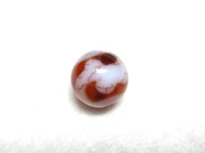 画像2: 紅鱗紋丸型天珠・如意樹天珠（緑度母） 10mm  (2)