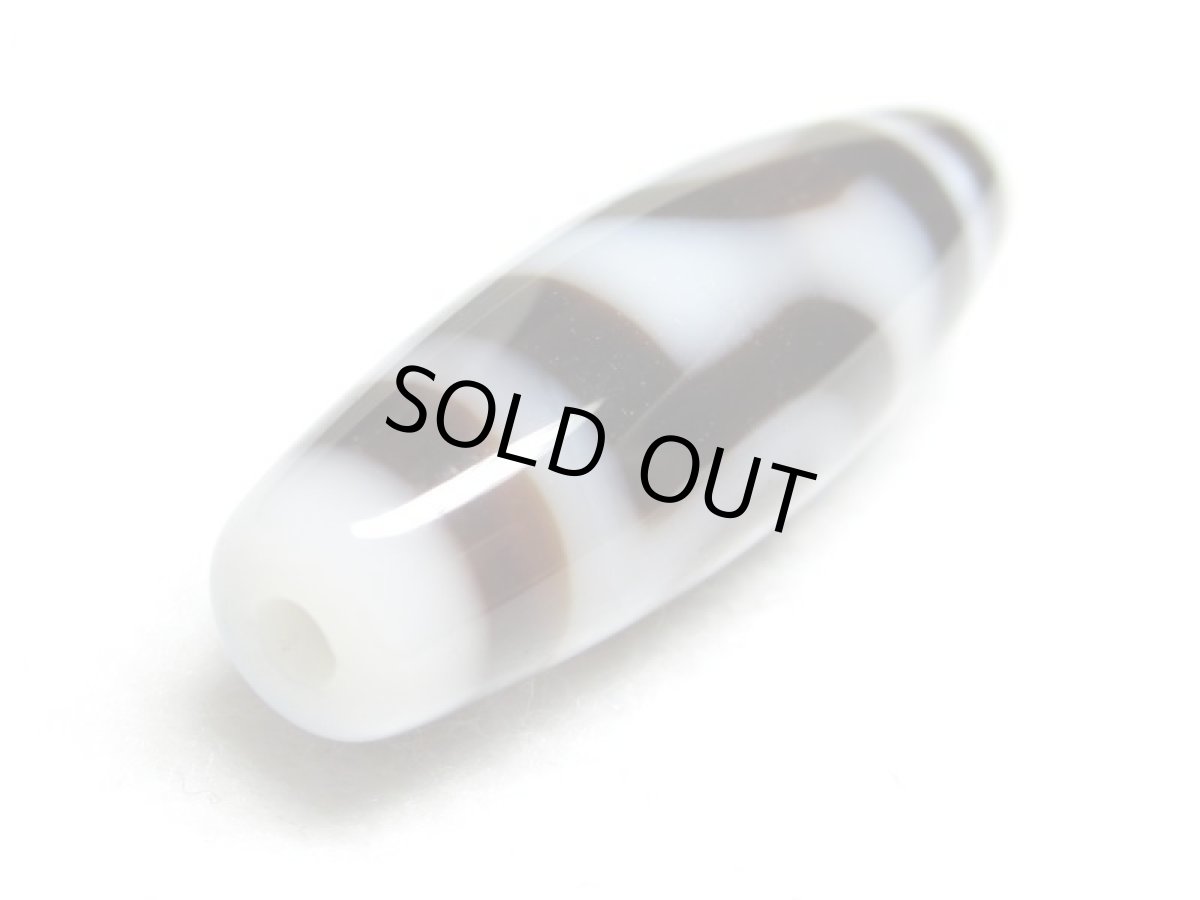 画像3: 白地至純・ 二眼天珠 38mm (3)