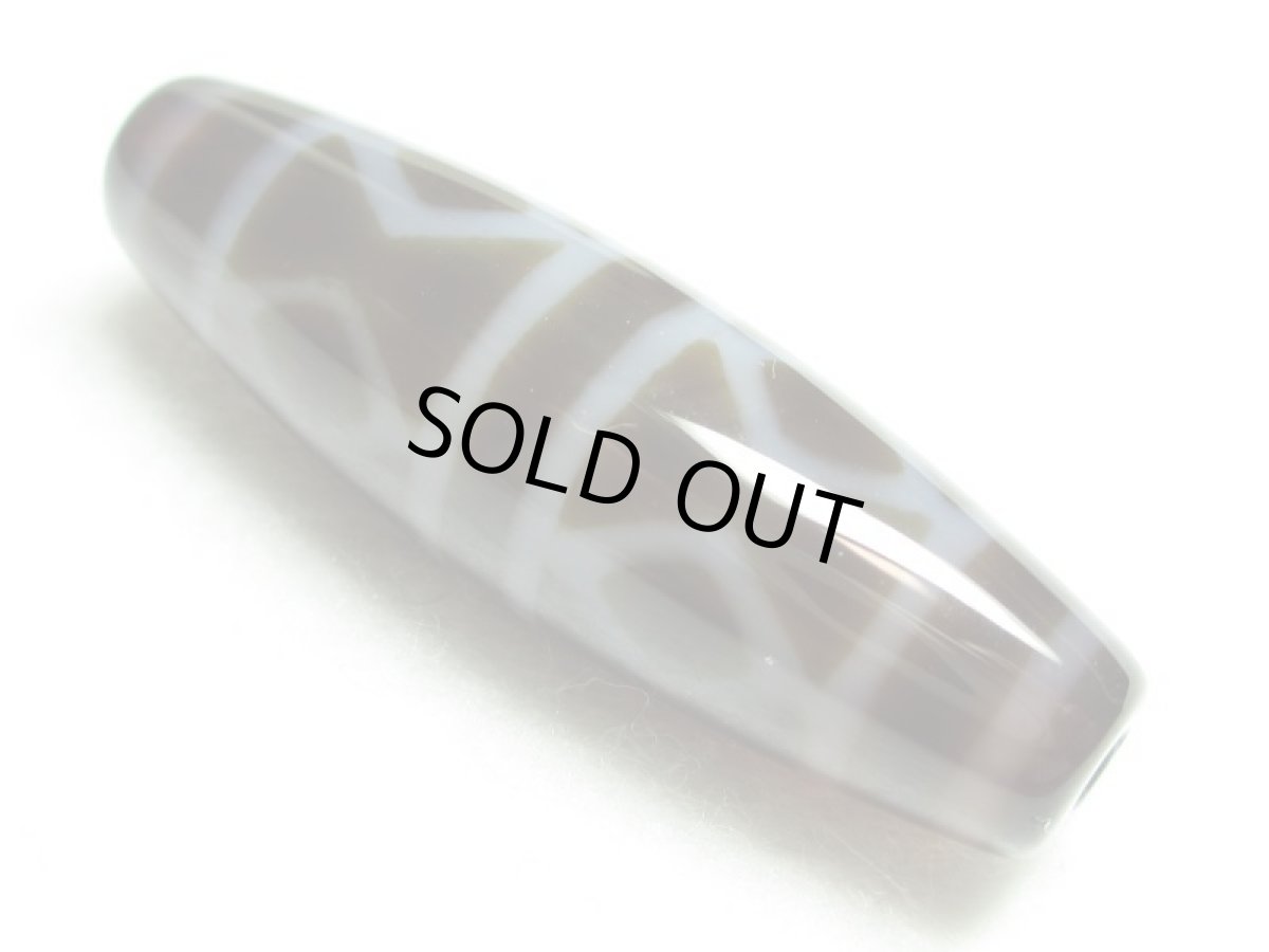 画像2: 黒地至純・金剛八眼天珠 38mm (2)