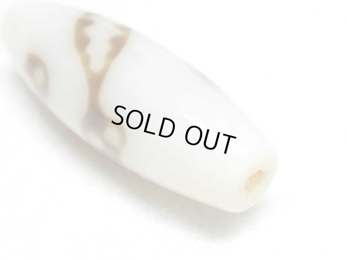 画像4: 白地至純・ 白蛇天珠 38mm  (4)