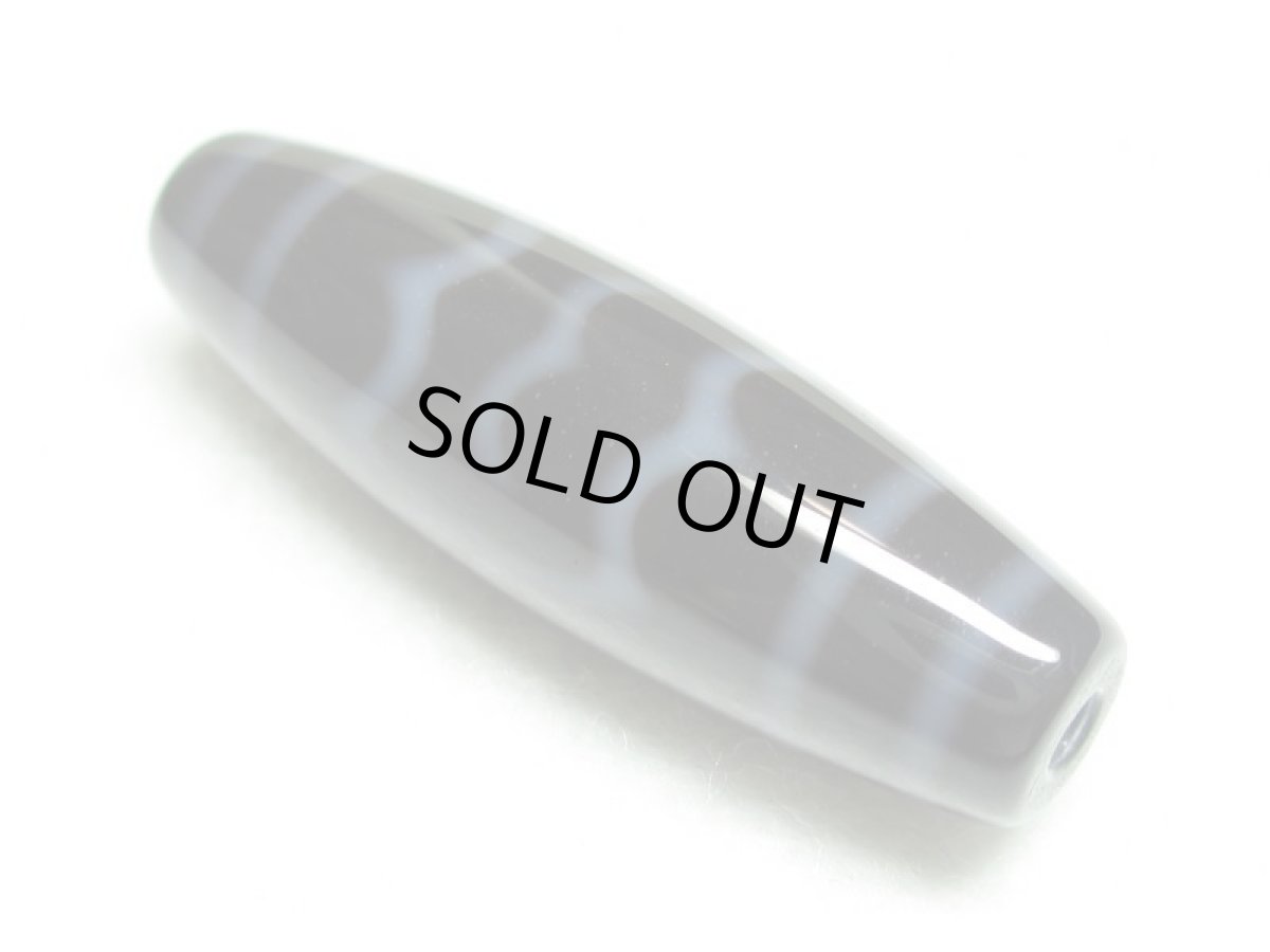 画像2: 黒地至純・大鵬鳥天珠 38mm  (2)