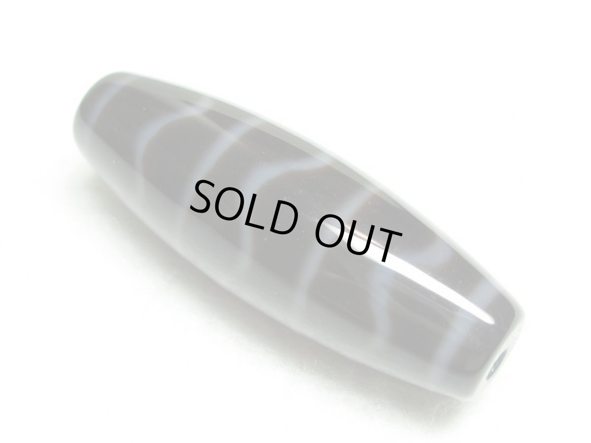 画像2: 黒地至純・水紋天珠  38mm  (2)