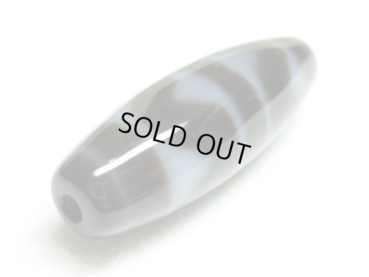 画像3: 黒地至純・四線虎牙天珠  38mm (3)