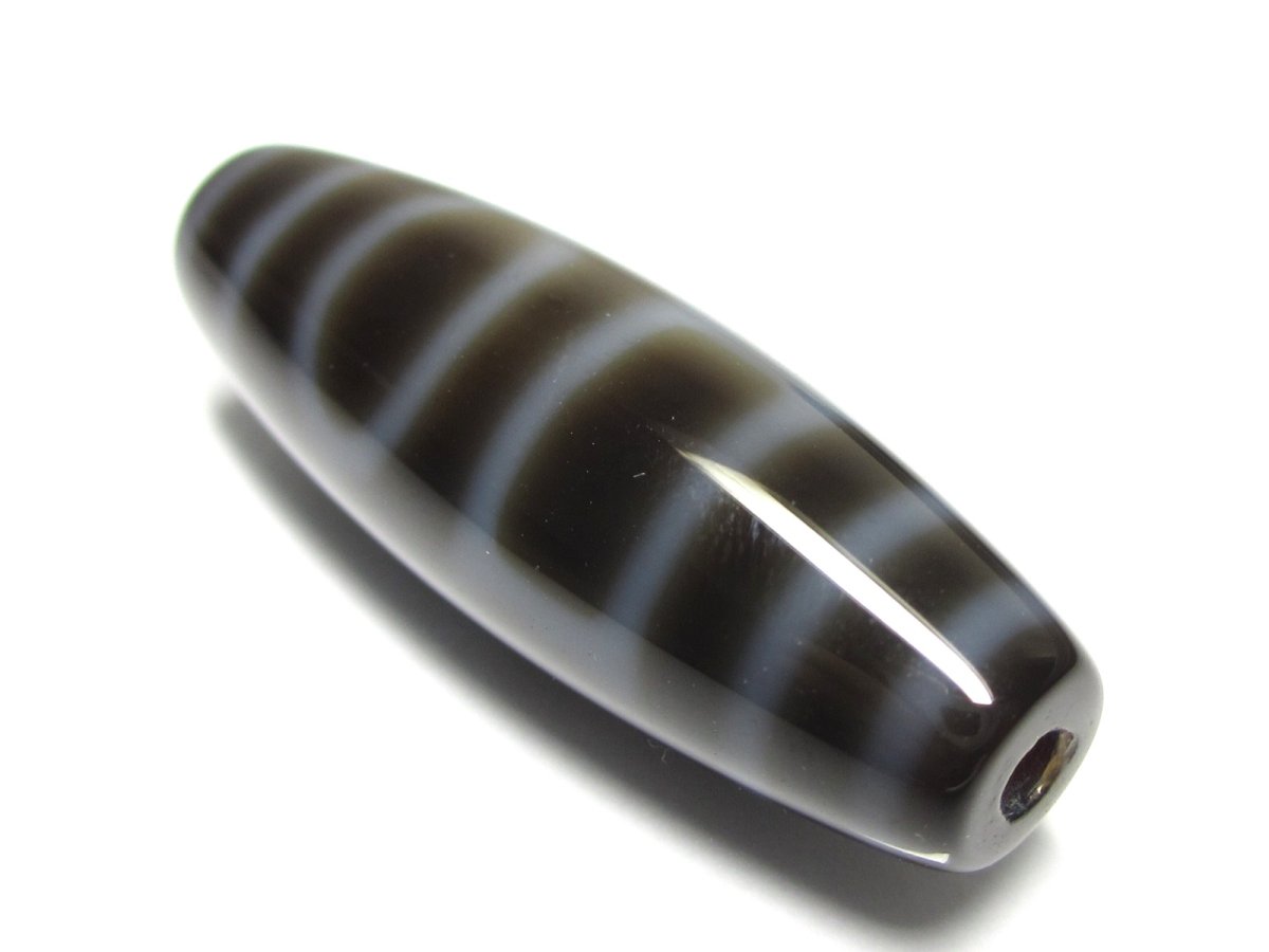 画像2: 黒地至純・雙天地天珠 38mm  (2)