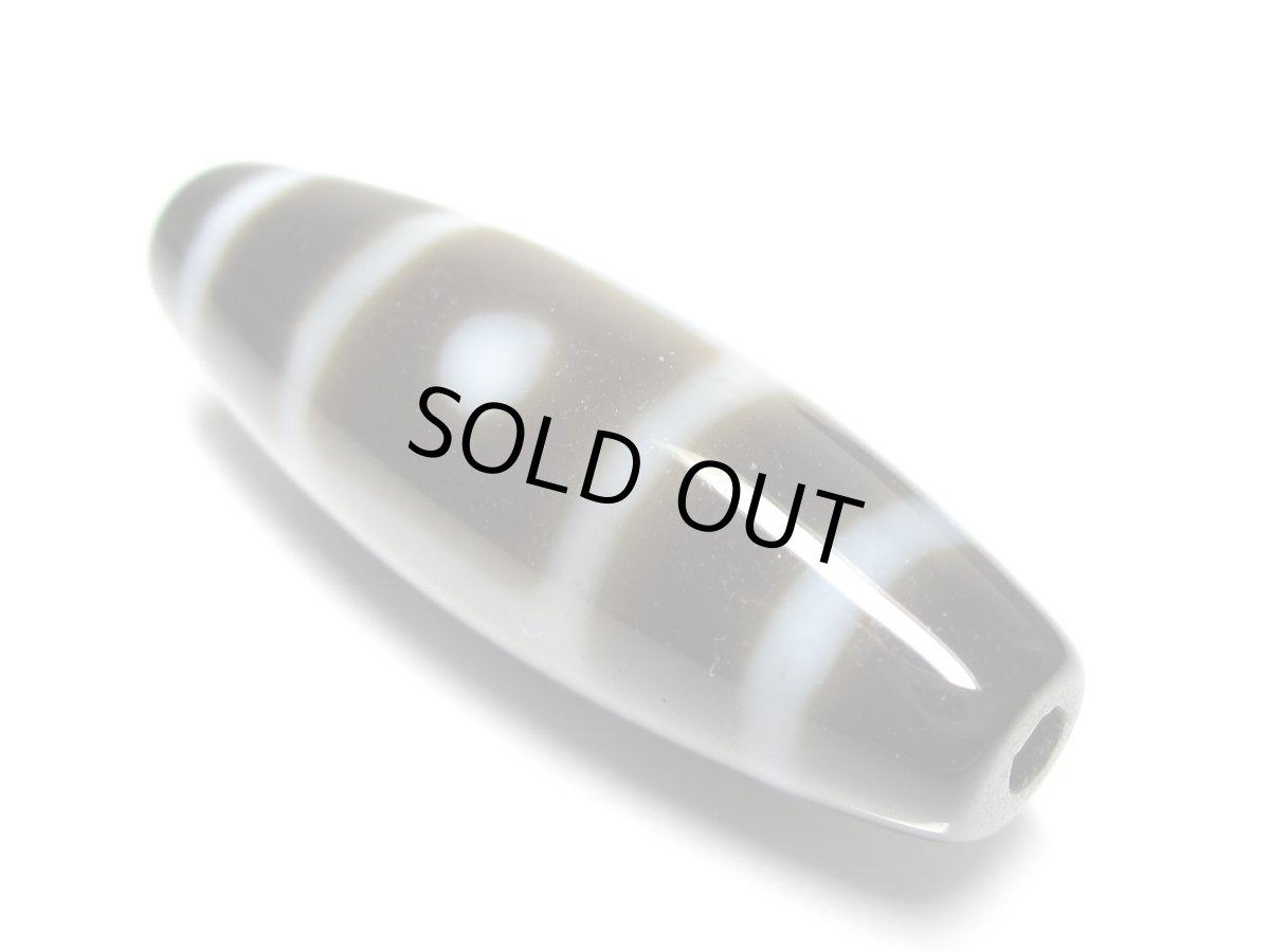 画像2: 黒地至純・天地星辰天珠  38mm (2)