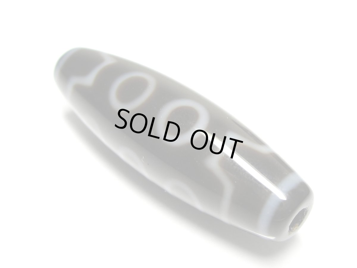 画像2: 黒地至純・十眼天珠 38mm  (2)