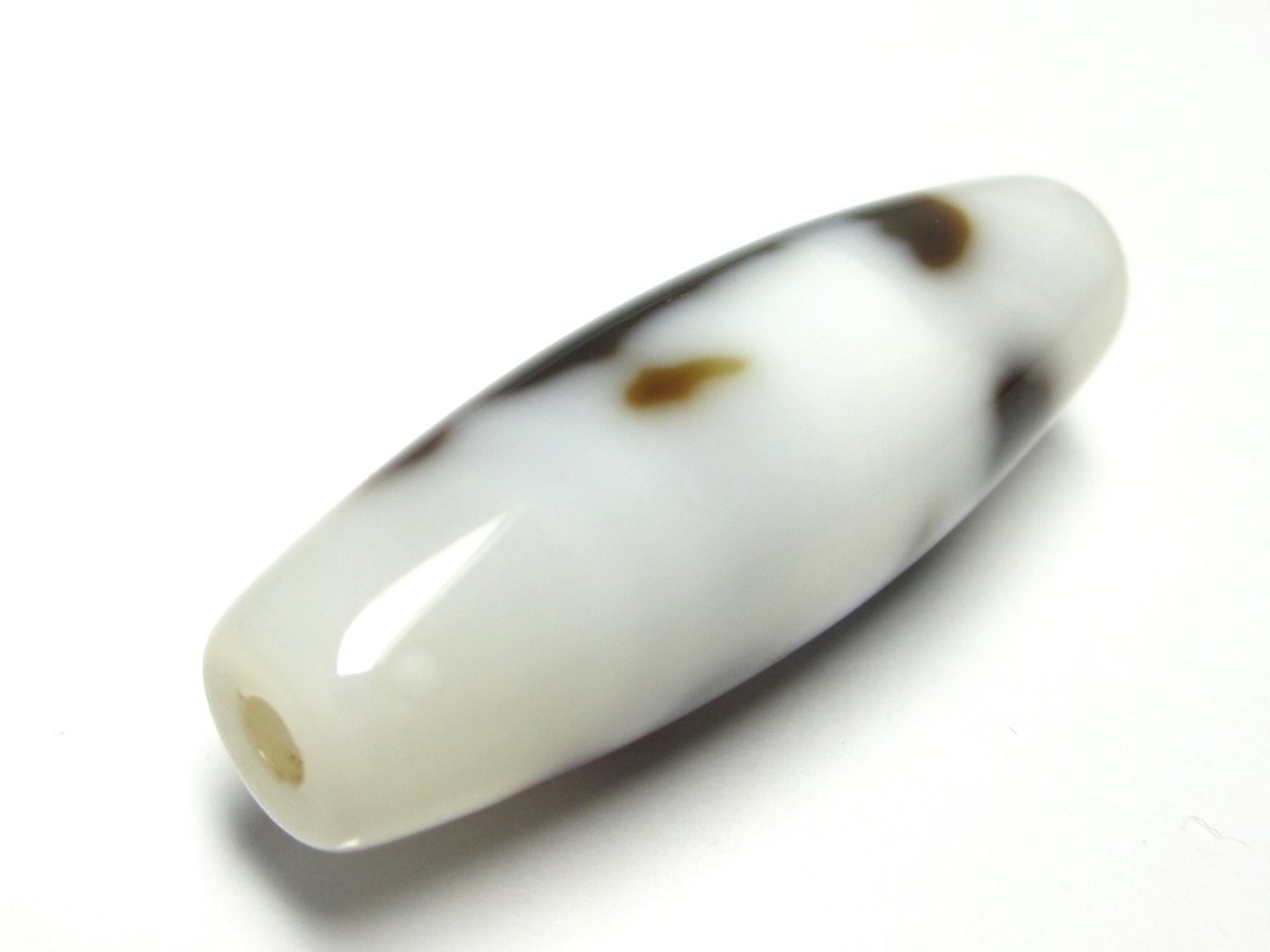 画像3: 白地至純・ 観音天珠 36mm  (3)