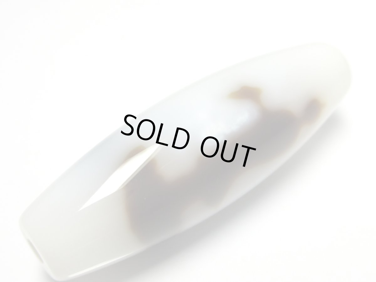 画像5: 白地至純・観音天珠 38mm (5)