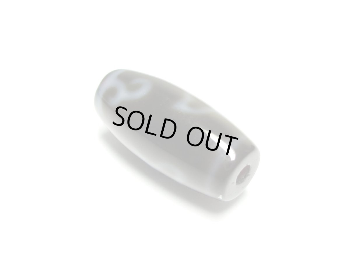 画像4: 黒地至純・水蓮花天珠 20mm (4)