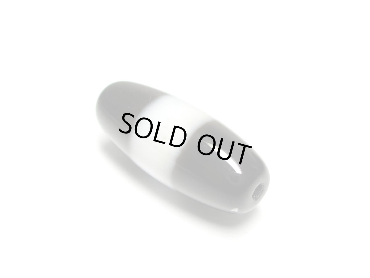 画像2: 黒地至純・線天珠 20mm (2)