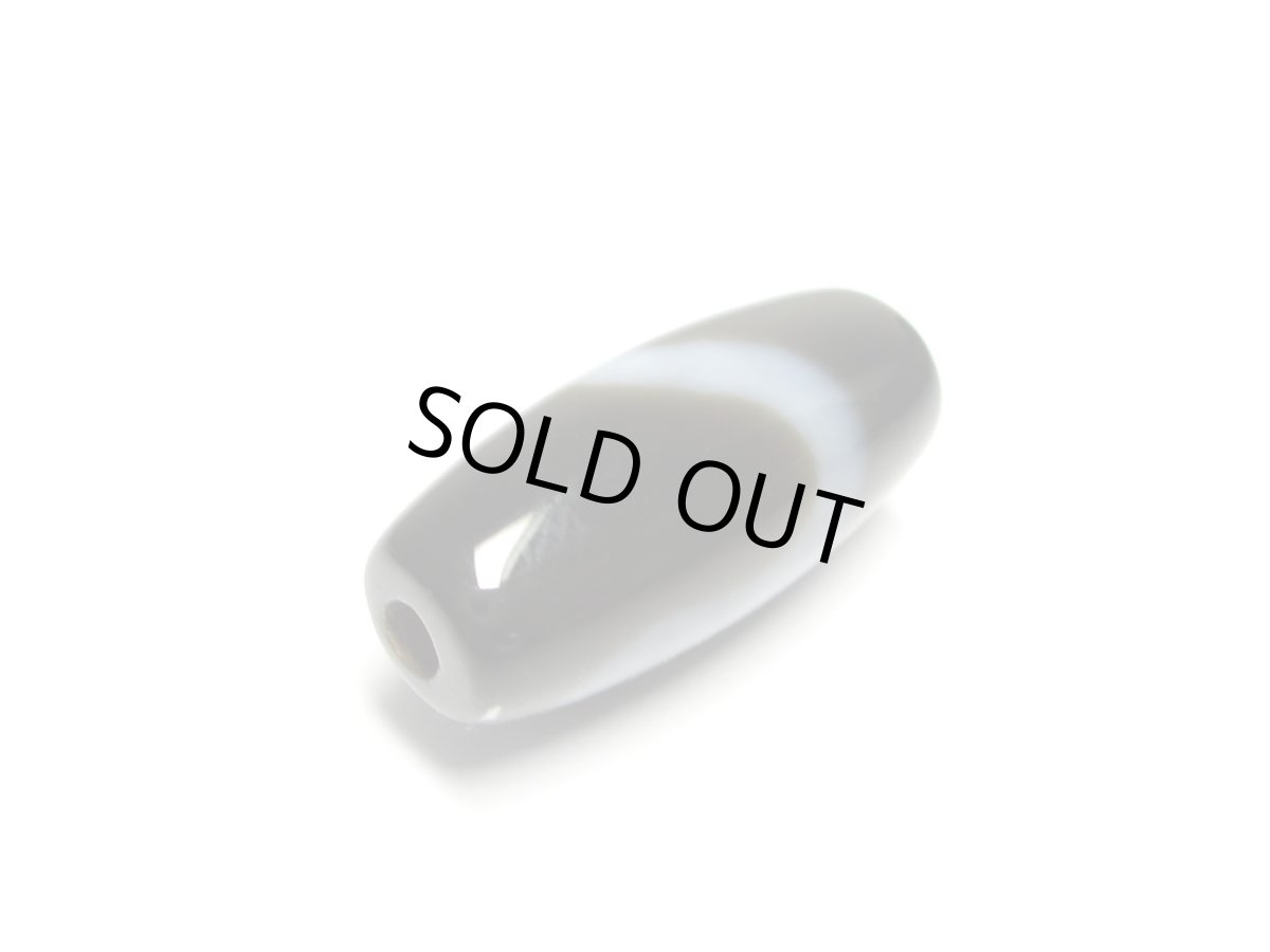 画像3: 黒地至純・白蛇天珠 20mm (3)