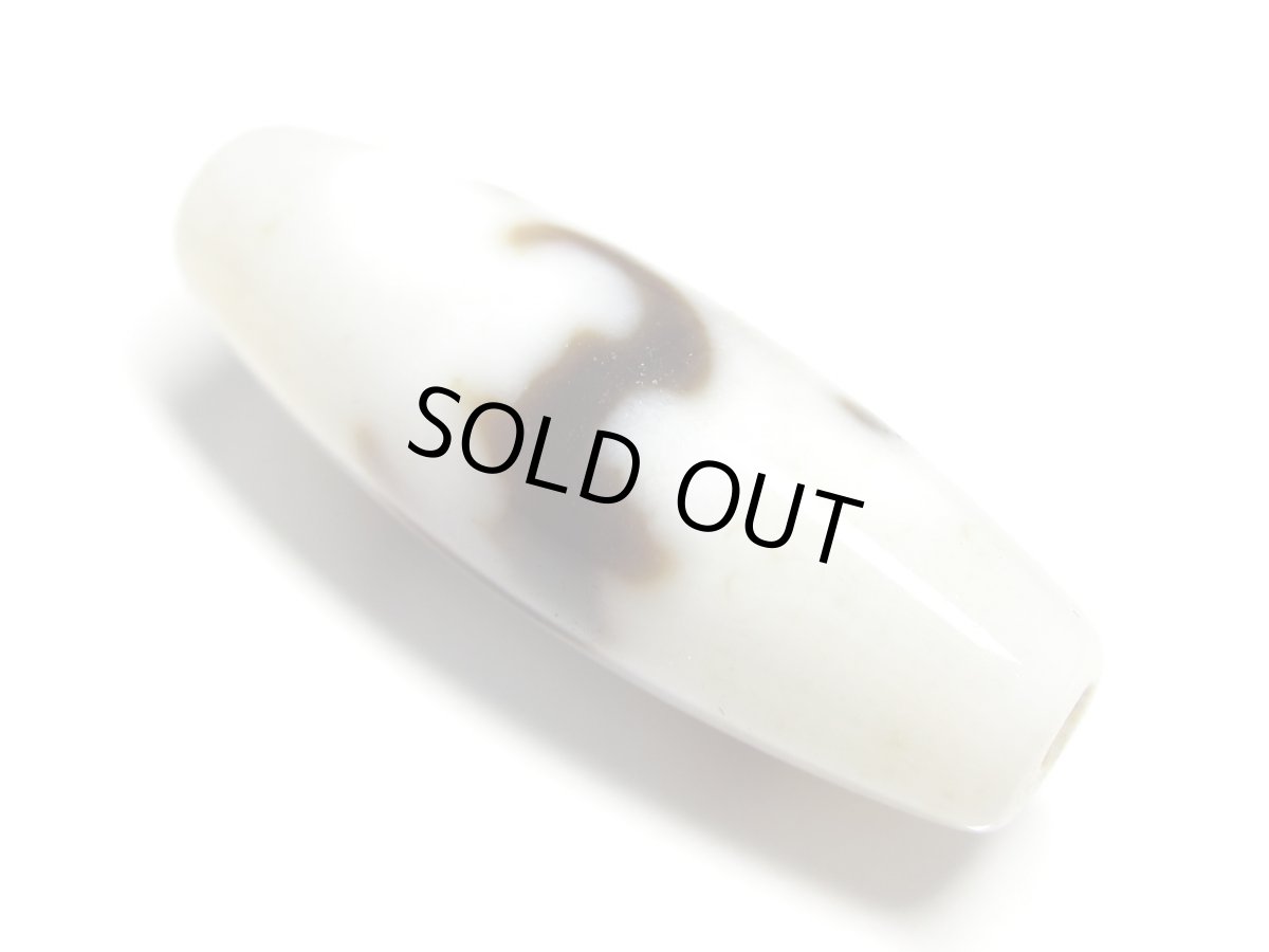 画像2: 【訳あり】白地至純・福寿天珠・37mm (2)