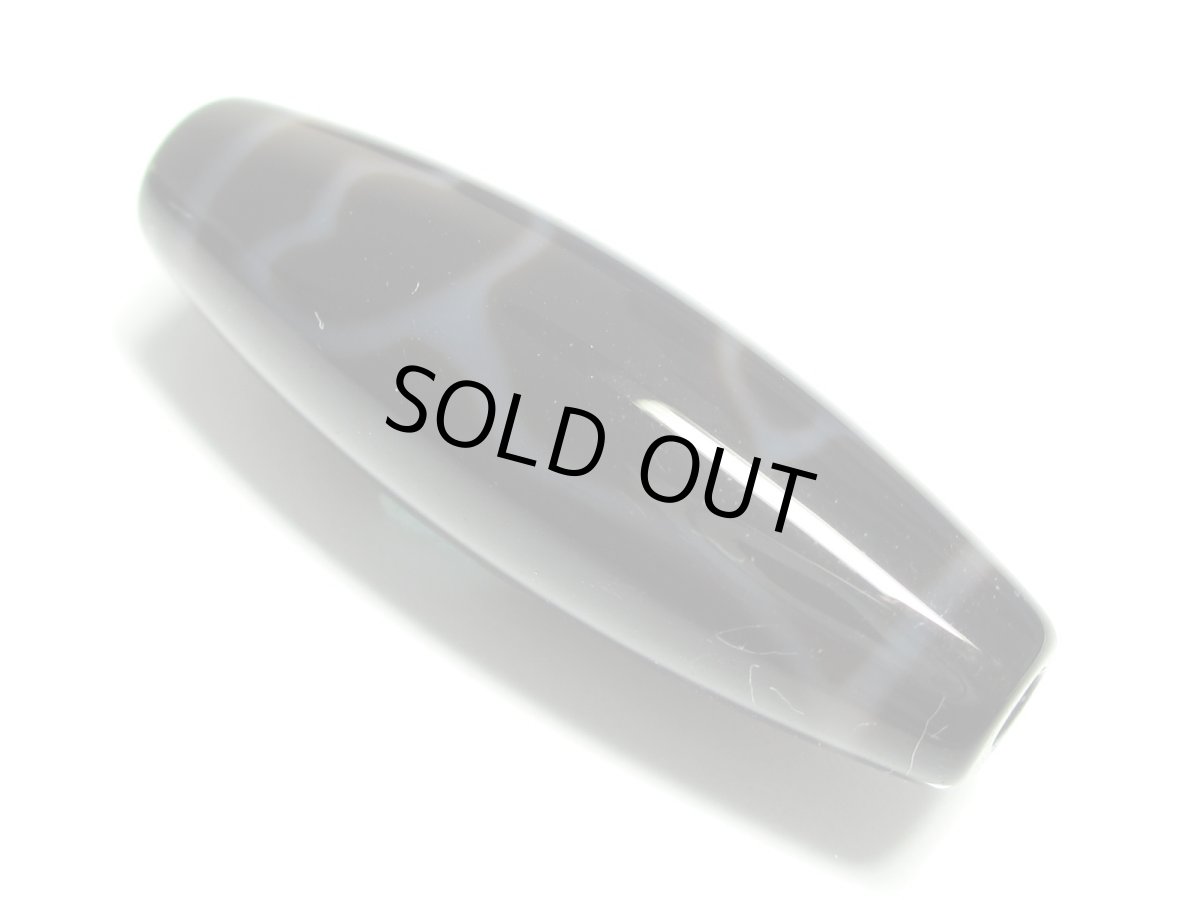 画像2: 透明感・水蓮花天珠 38mm (2)