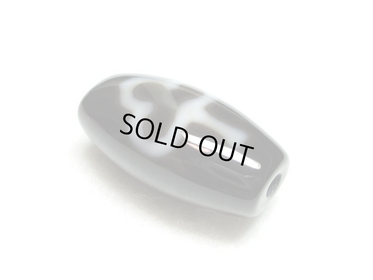 画像2: 黒地至純・観音菩提天珠 25mm (2)