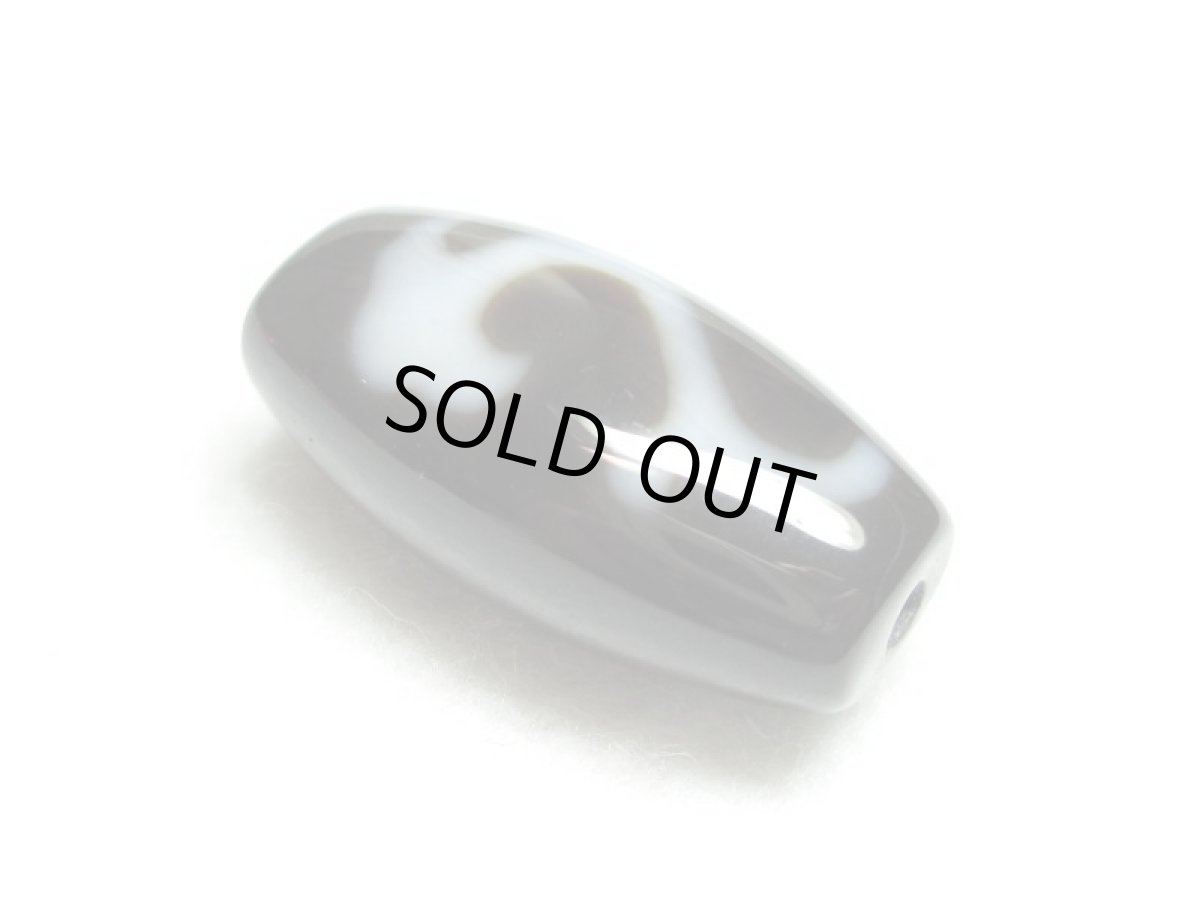 画像2: 黒地至純・観音如意樹(緑度母)天珠 25mm (2)