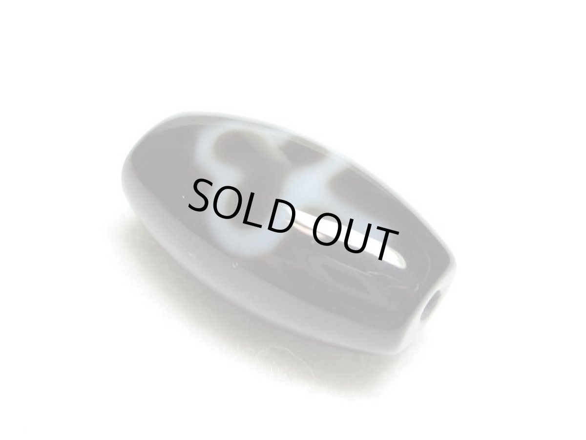 画像2: 黒地至純・観音菩提天珠 24mm (2)