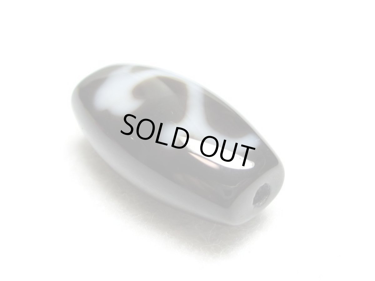 画像4: 黒地至純・観音如意樹(緑度母)天珠 25mm (4)